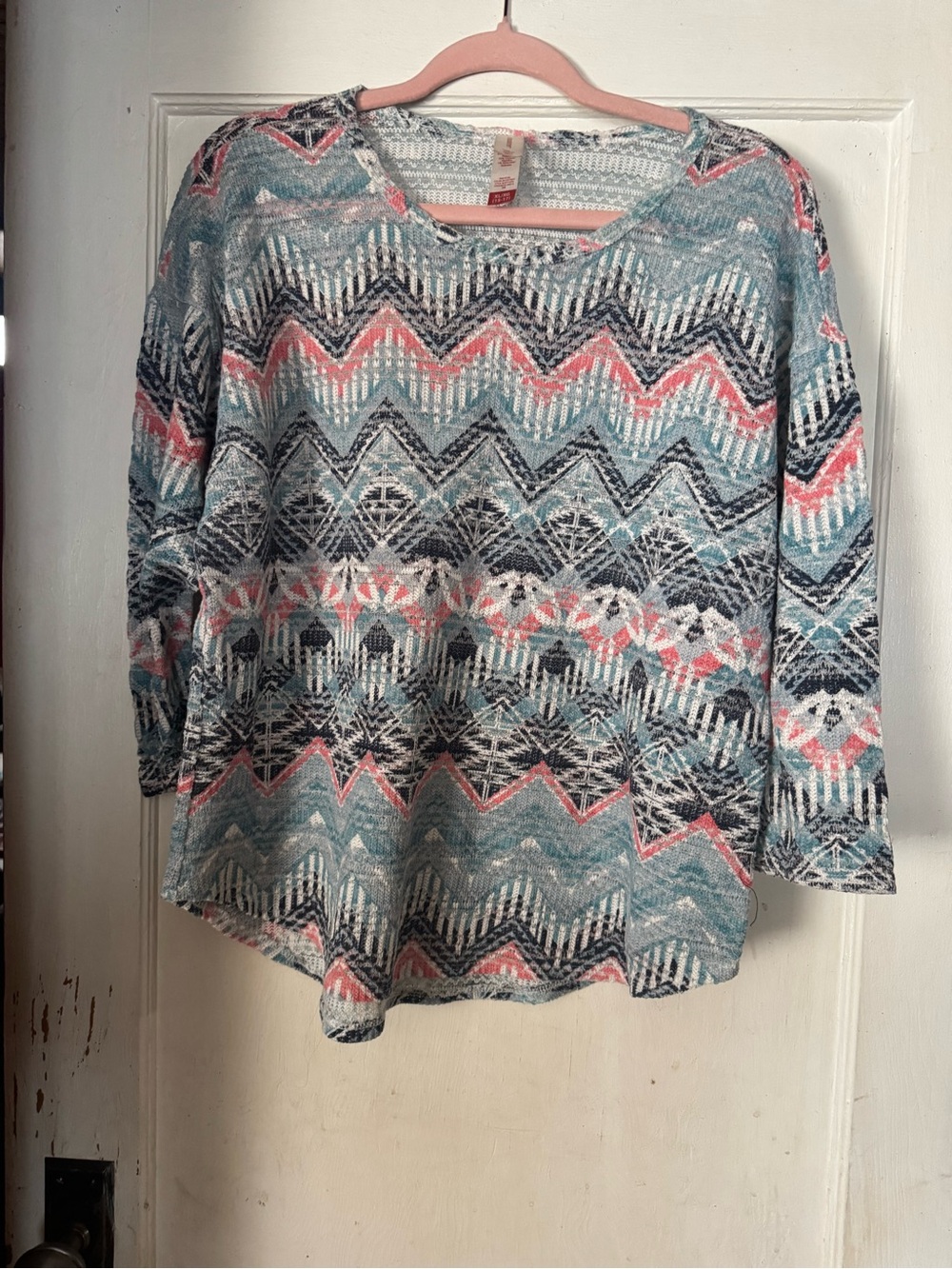 No Boundaries Aztec Print Lightweight Sweater Juniors XL 15-17